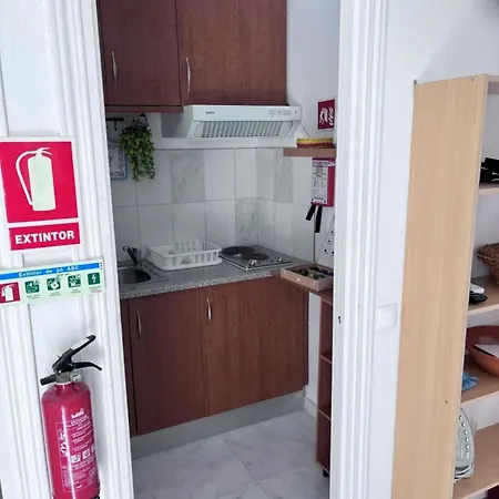 Near The Ocean Rua 5 De Outubro Apartment