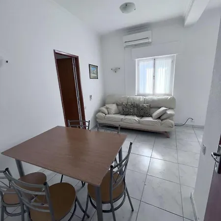 Near The Ocean Rua 5 De Outubro Albufeira