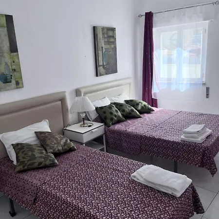 Apartment Near The Ocean Rua 5 De Outubro *