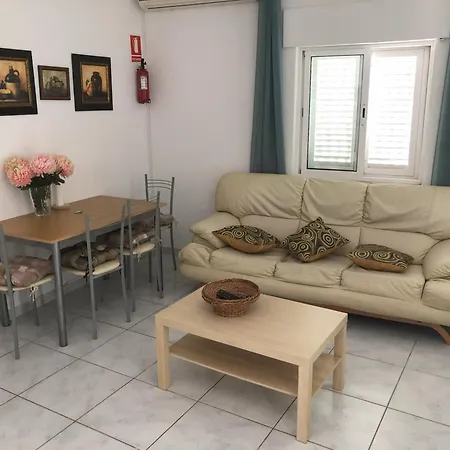 Near The Ocean Rua 5 De Outubro Apartmán *