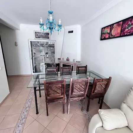 Near The Ocean Rua 5 De Outubro Appartement *